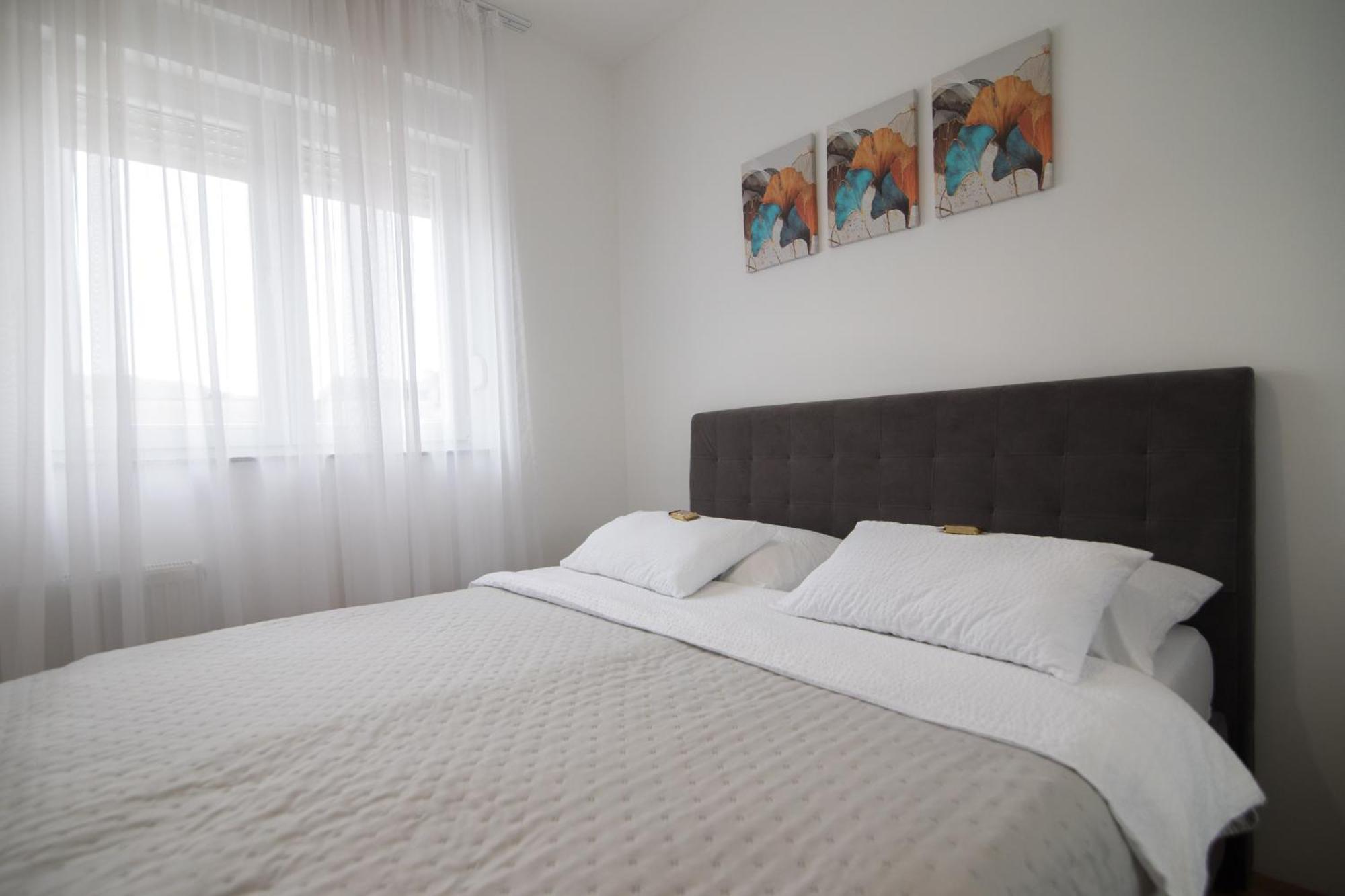 Prestige Lägenhet Trebinje Exteriör bild